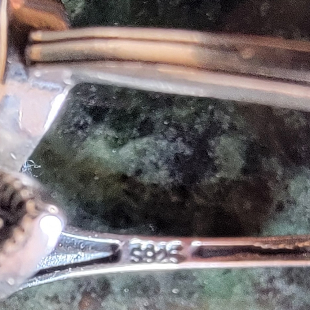 925 Elegant Sterling Silver and Blue Stone Ring. Adjustable. - Picture 3 of 4